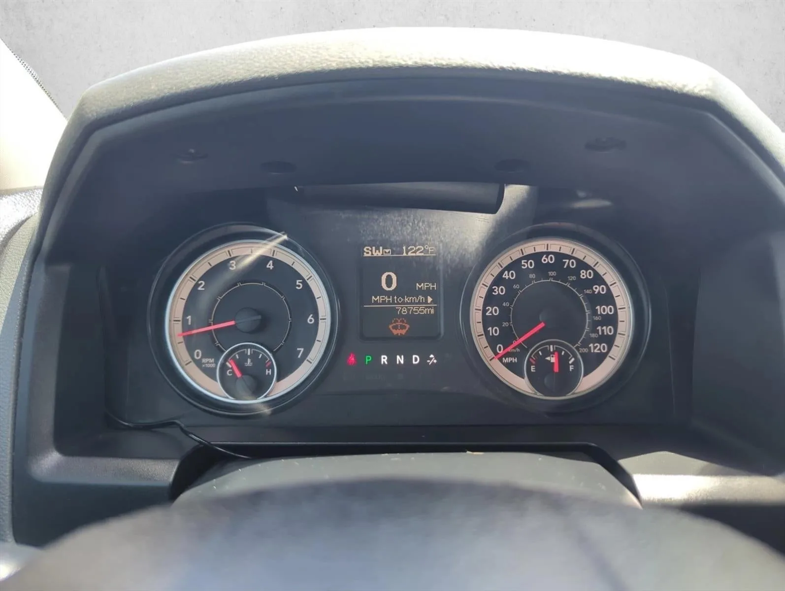 2016 RAM 1500 2WD Crew Cab 5.7 Ft Box Express photo 7
