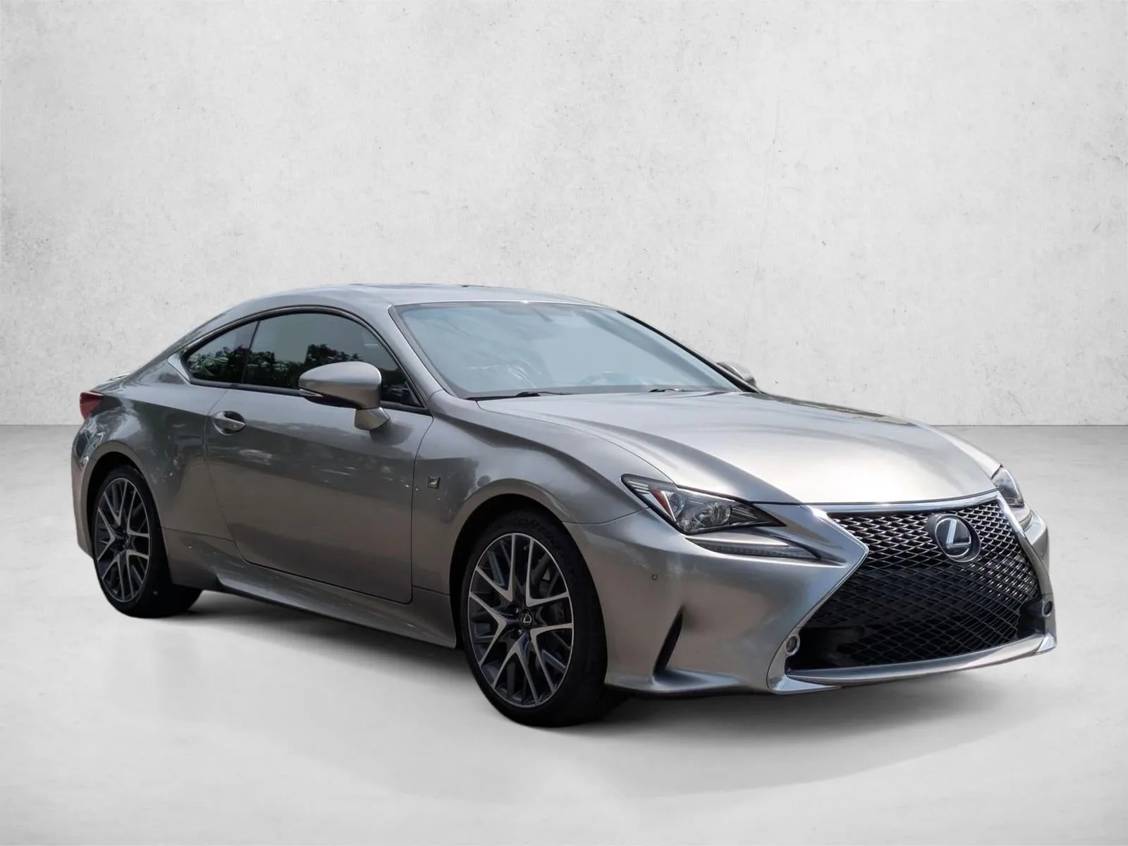 2016 Lexus RC Turbo 2dr Cpe F SPORT photo 3