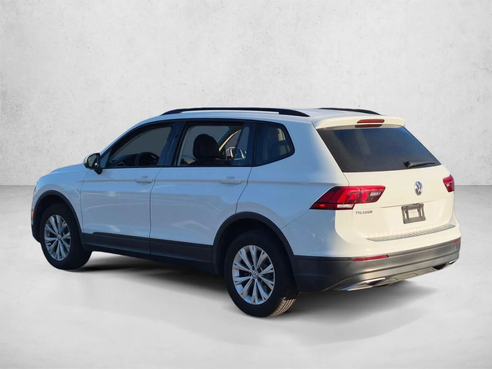 2019 Volkswagen Tiguan 2.0T S FWD photo 7