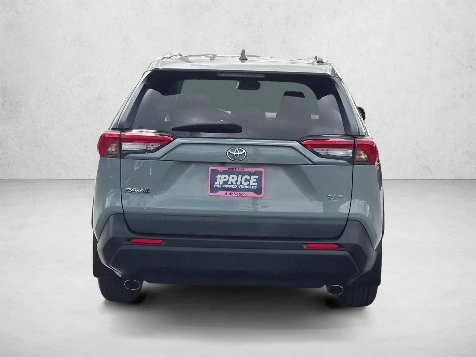 2022 Toyota RAV4 XLE photo 7