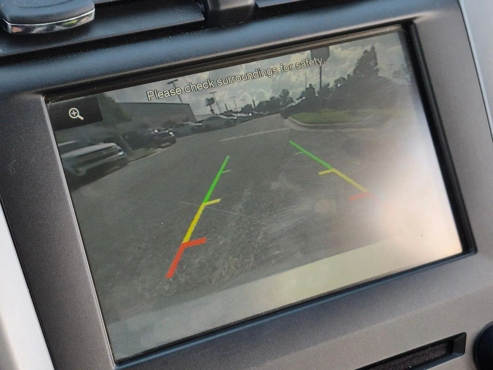 2016 Ford Fusion 4dr Sdn SE FWD photo 12