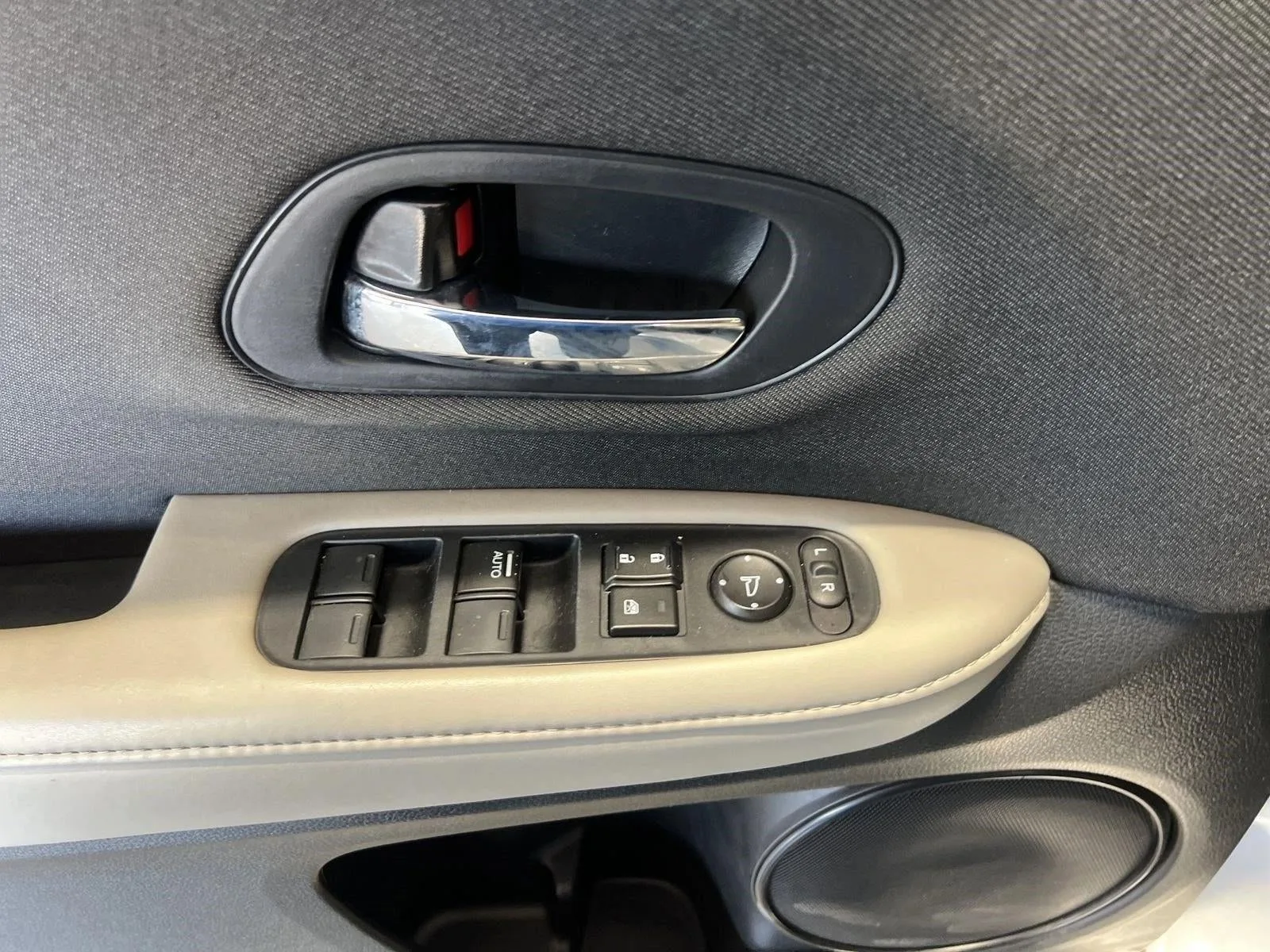 2021 Honda HR-V LX AWD CVT photo 12