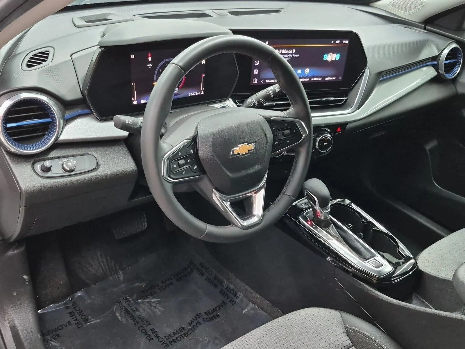 2024 Chevrolet Trax LT photo 10