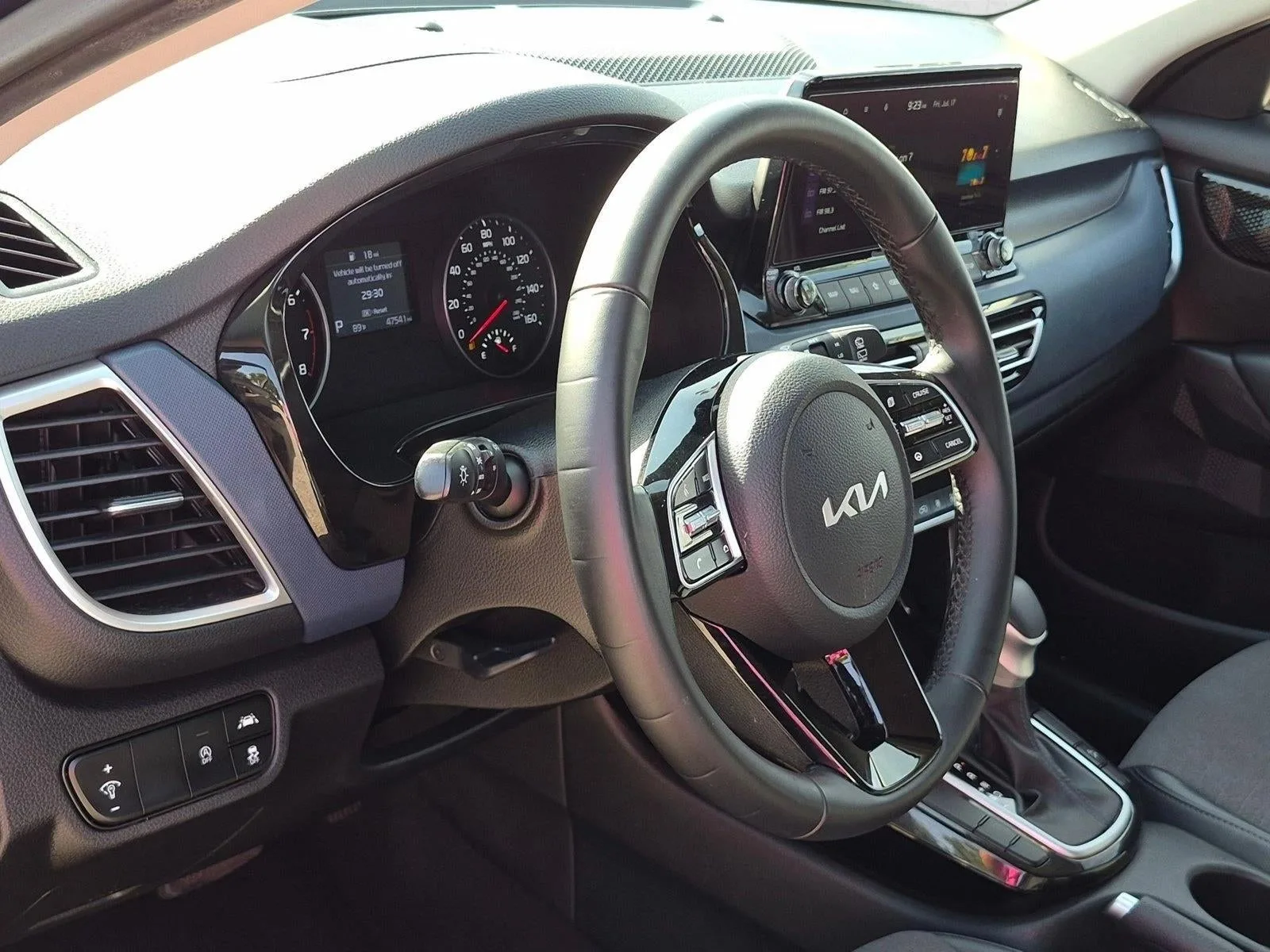 2023 Kia Seltos S IVT FWD photo 9