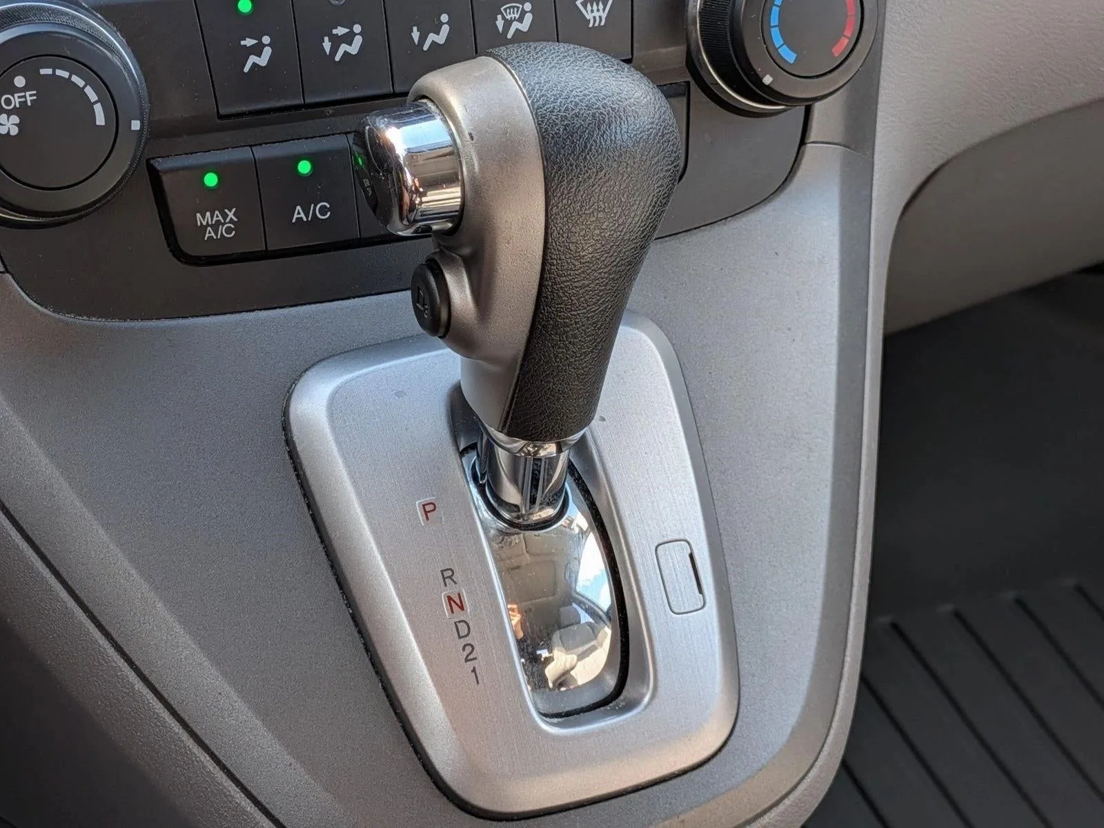 2010 Honda CR-V EX 2WD photo 12