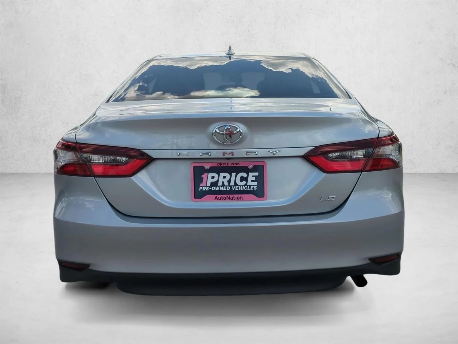 2024 Toyota Camry LE Auto (SE) photo 7