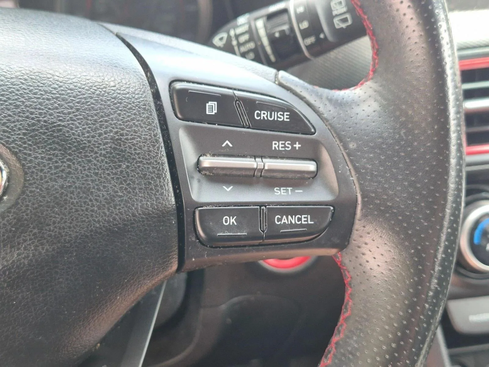 2019 Hyundai KONA Iron Man DCT AWD photo 5