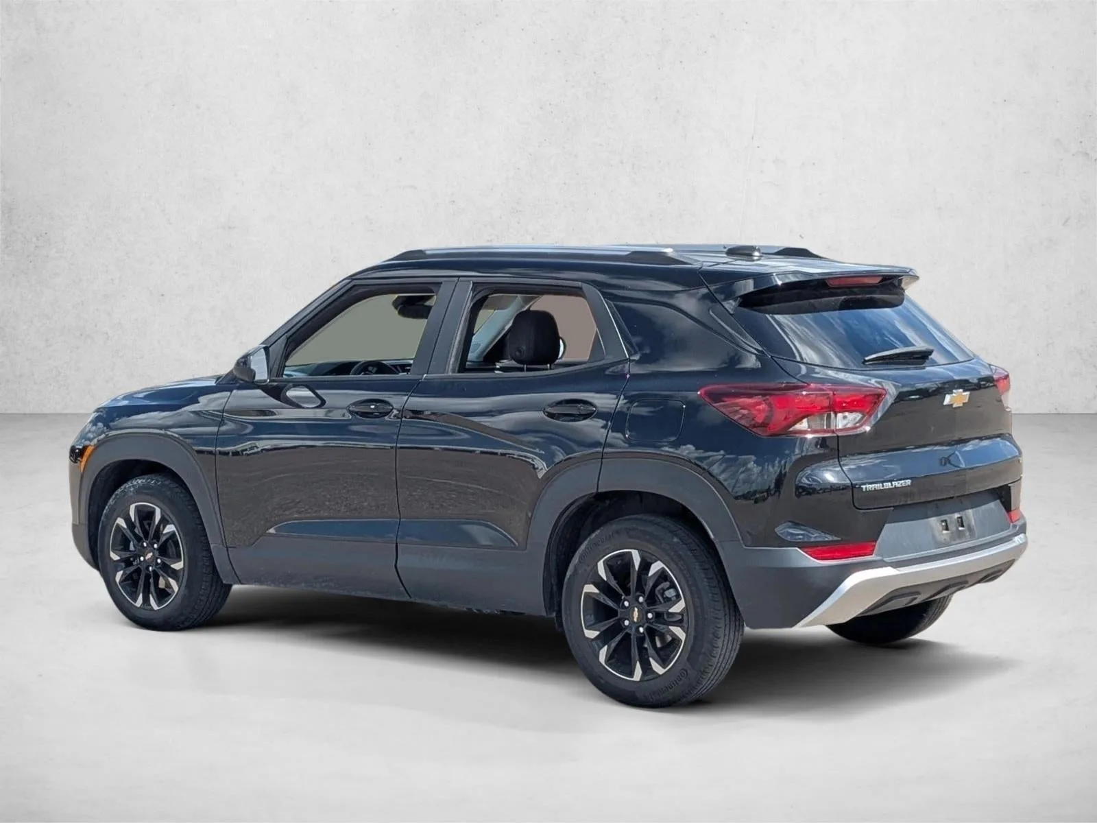 2023 Chevrolet Trailblazer FWD 4dr LT photo 7