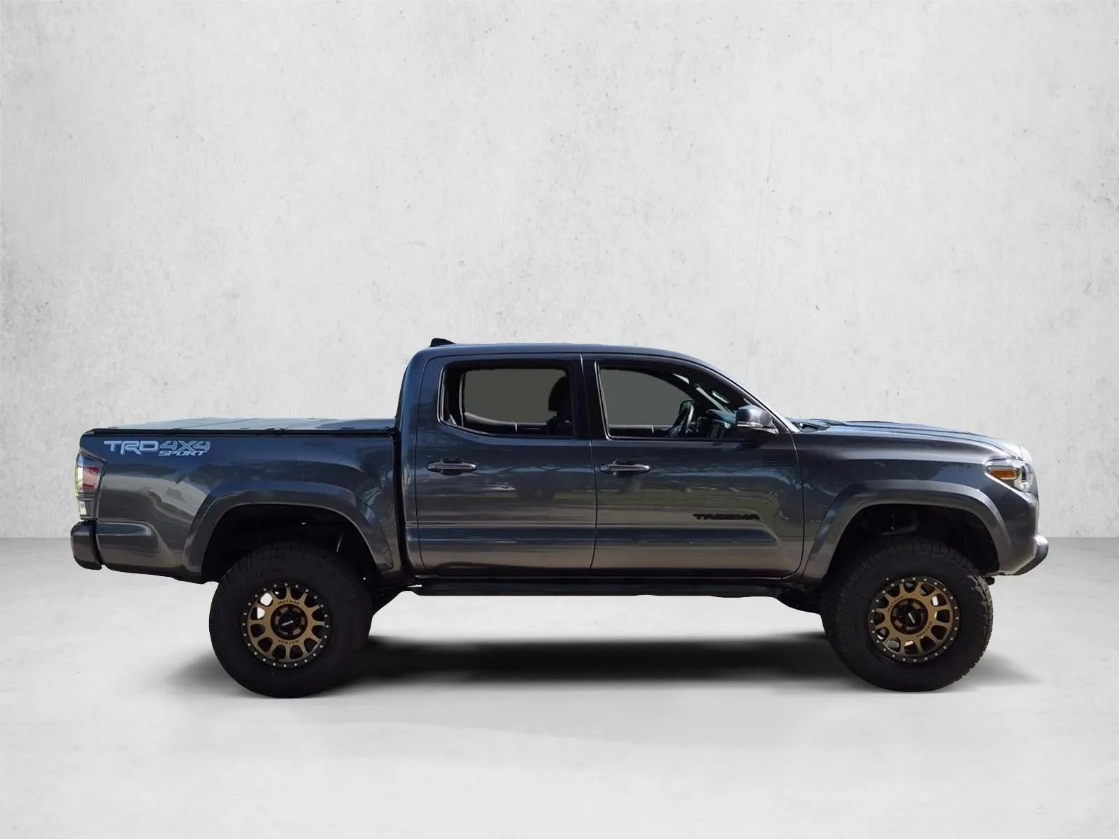 2021 Toyota Tacoma TRD Sport photo 4