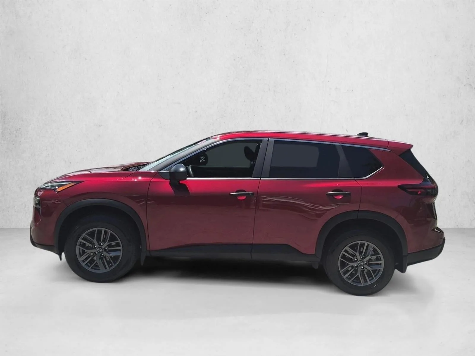 2025 Nissan Rogue FWD S photo 9