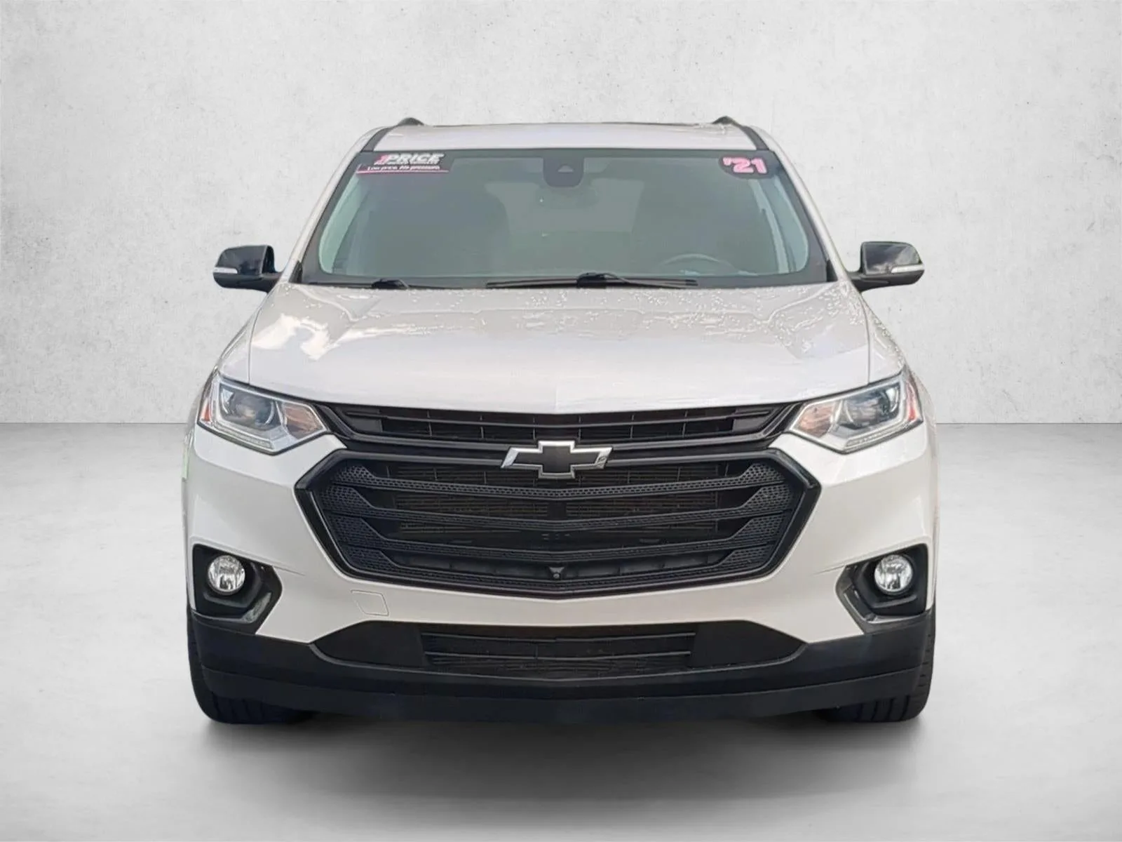 2021 Chevrolet Traverse LT Leather photo 2