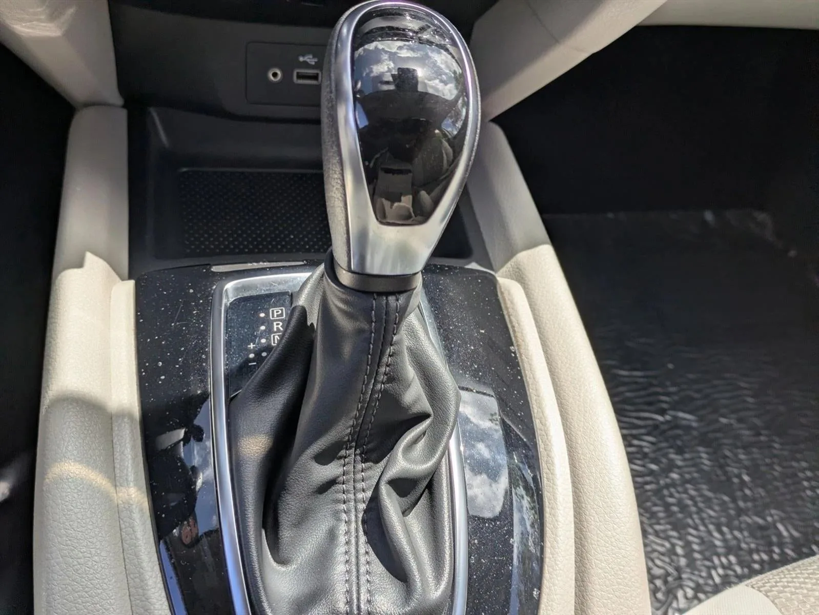 2019 Nissan Rogue Sport FWD SV photo 12