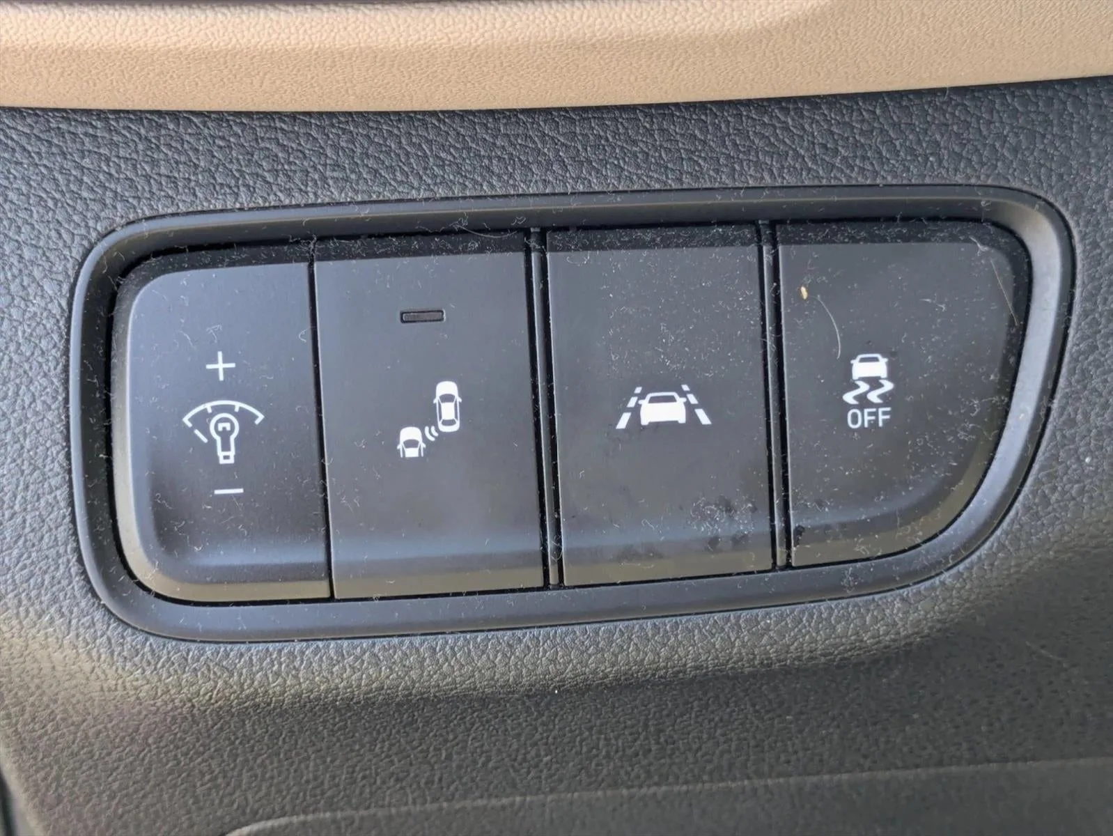 2019 Hyundai SANTA FE SE 2.4L Auto FWD photo 11