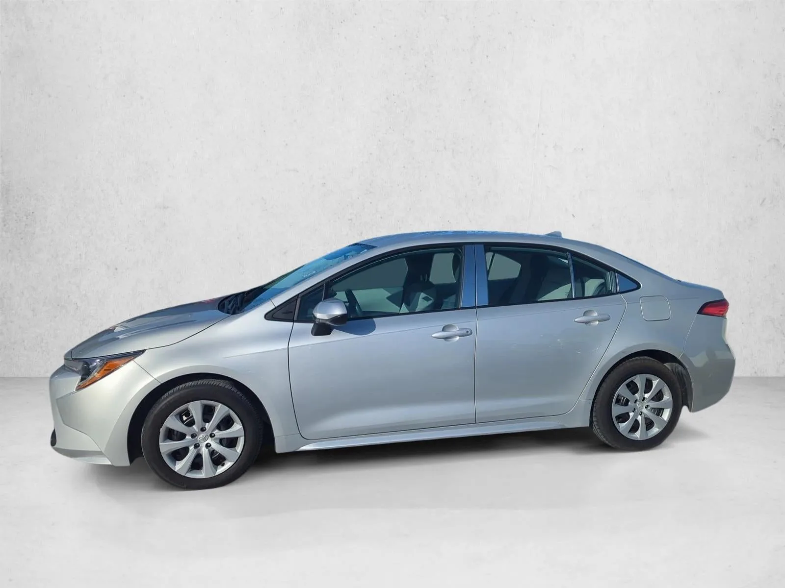 2024 Toyota Corolla LE CVT (Natl) photo 5