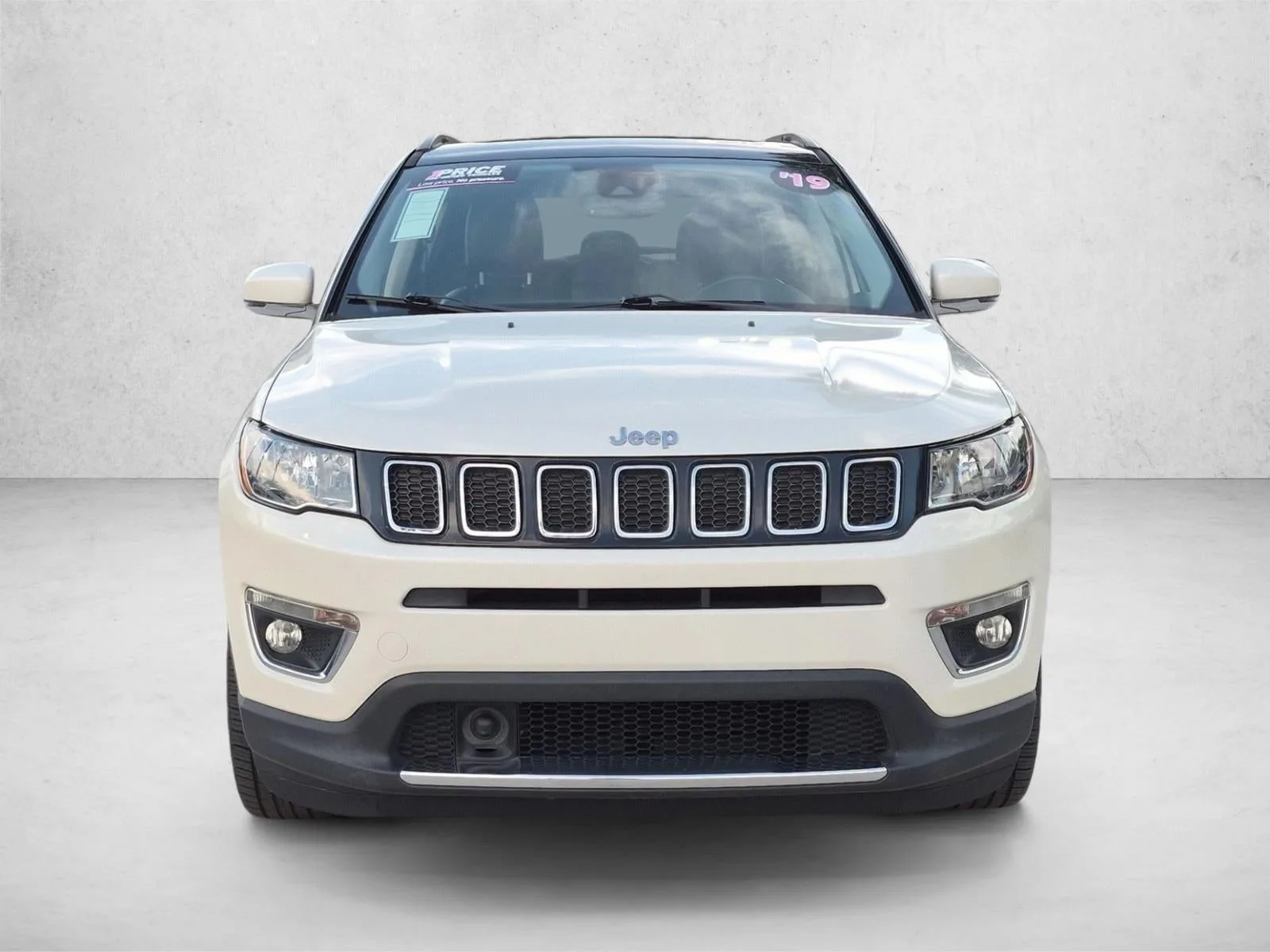 2019 Jeep Compass Limited FWD photo 2