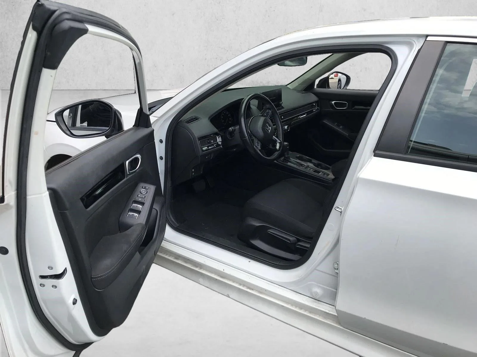 2024 Honda Civic Sedan EX CVT photo 9
