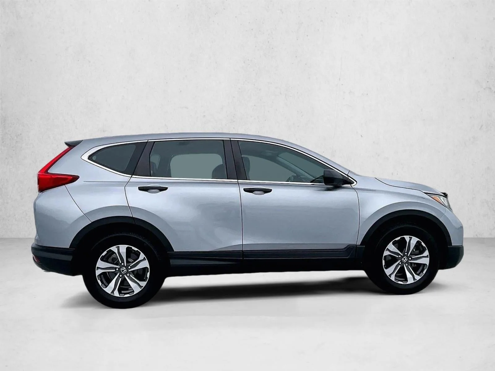 2017 Honda CR-V LX photo 5