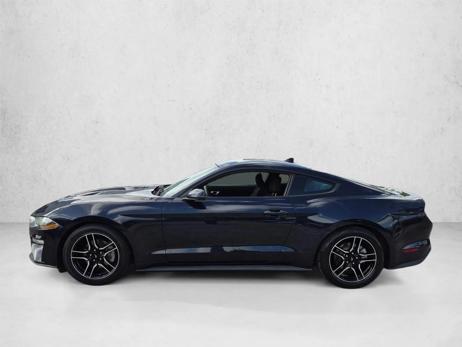 2021 Ford Mustang EcoBoost Fastback photo 8