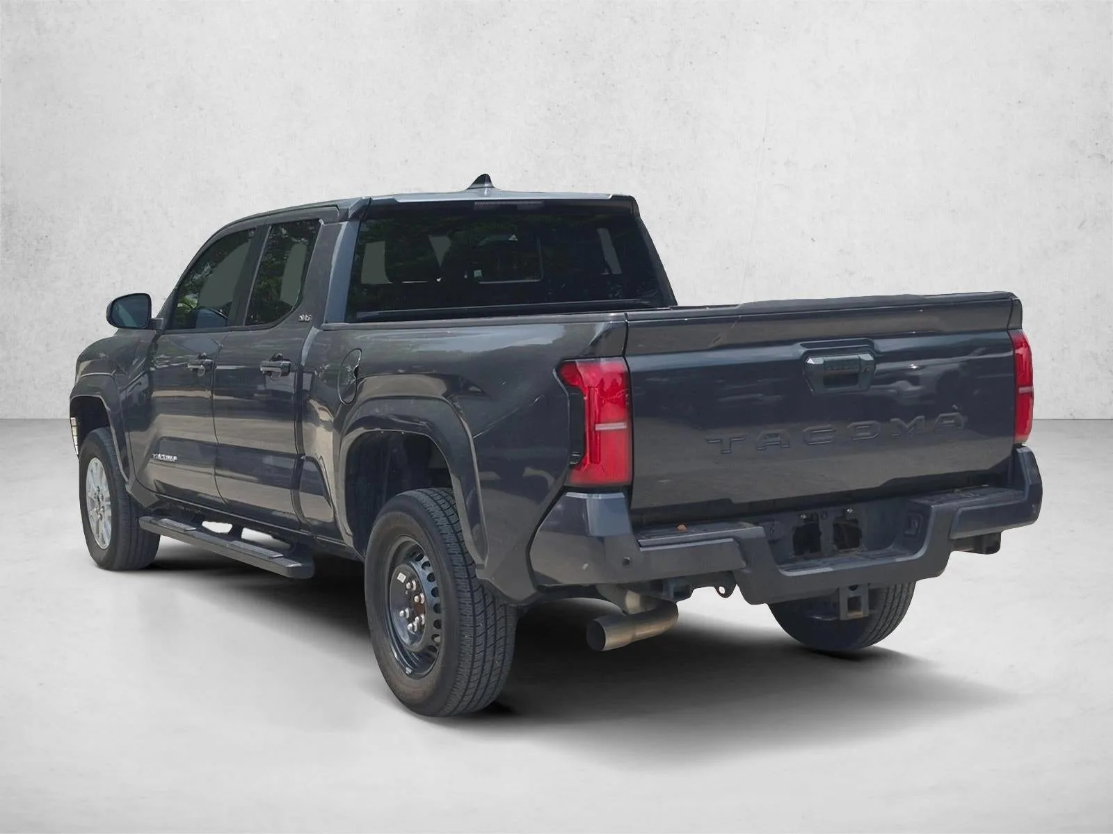 2024 Toyota Tacoma SR5 photo 5