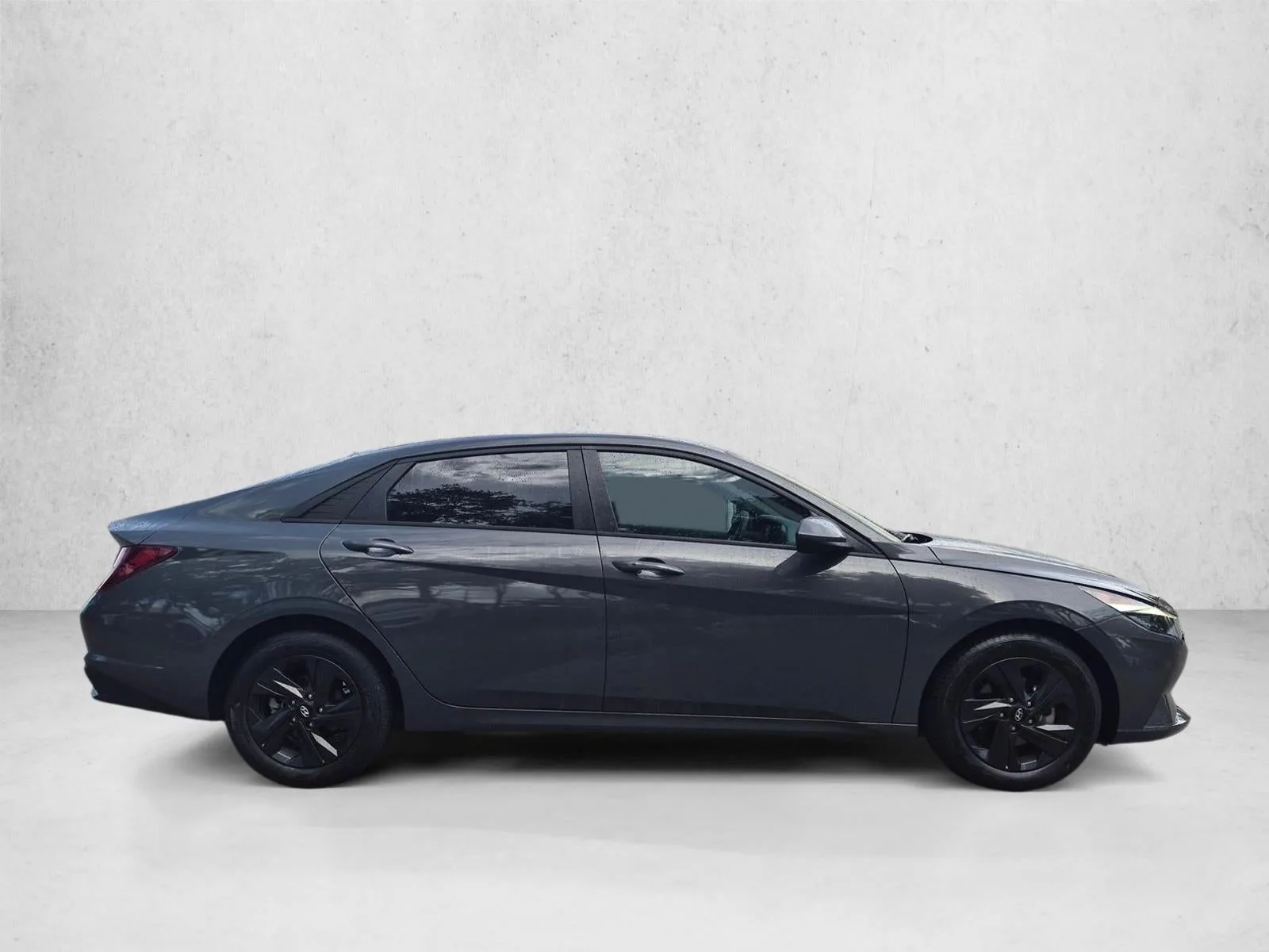 2023 Hyundai ELANTRA SEL IVT photo 4