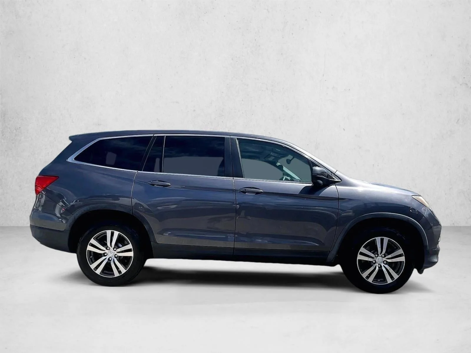 2017 Honda Pilot EX-L photo 5