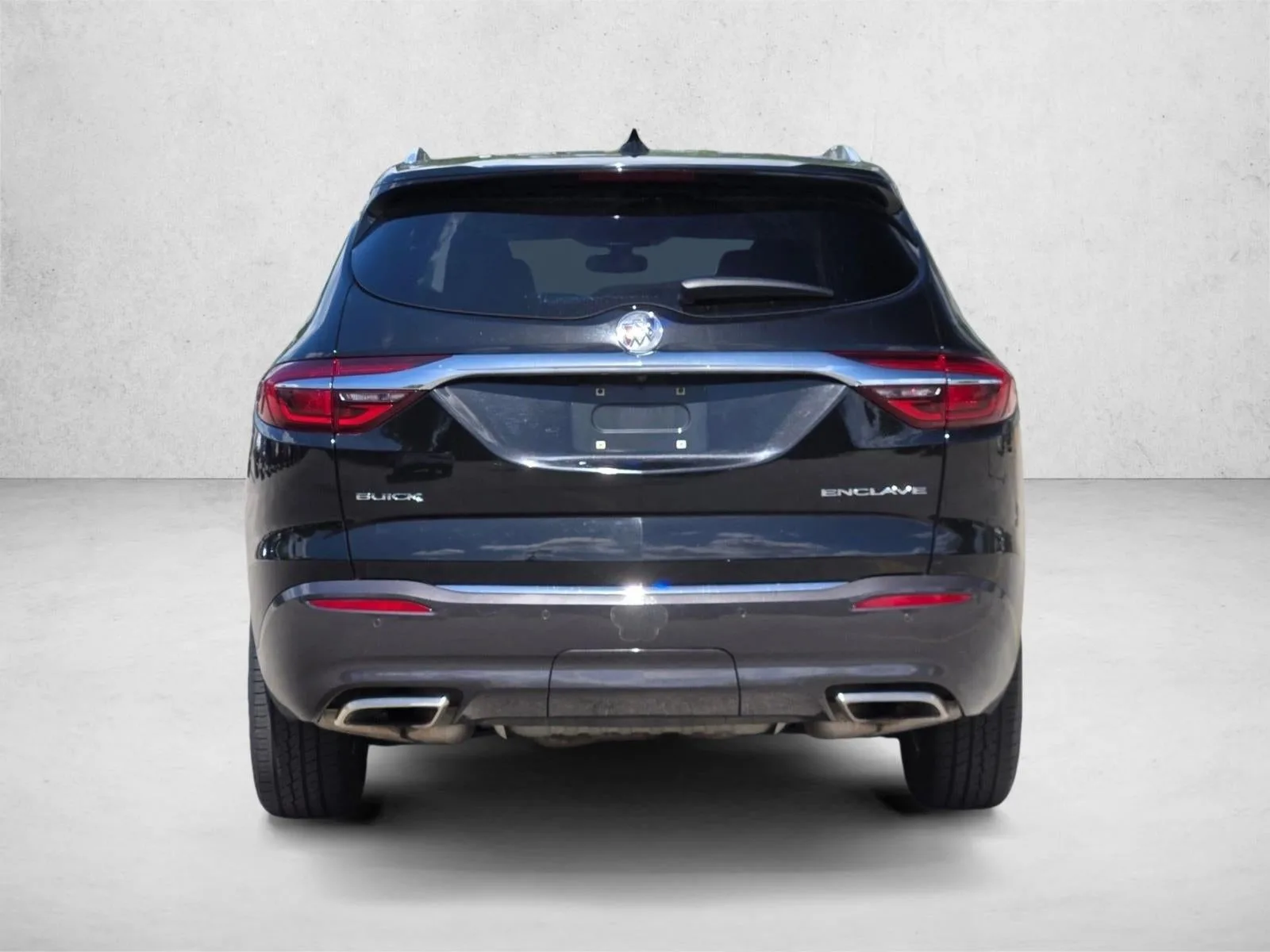 2018 Buick Enclave Essence FWD photo 6