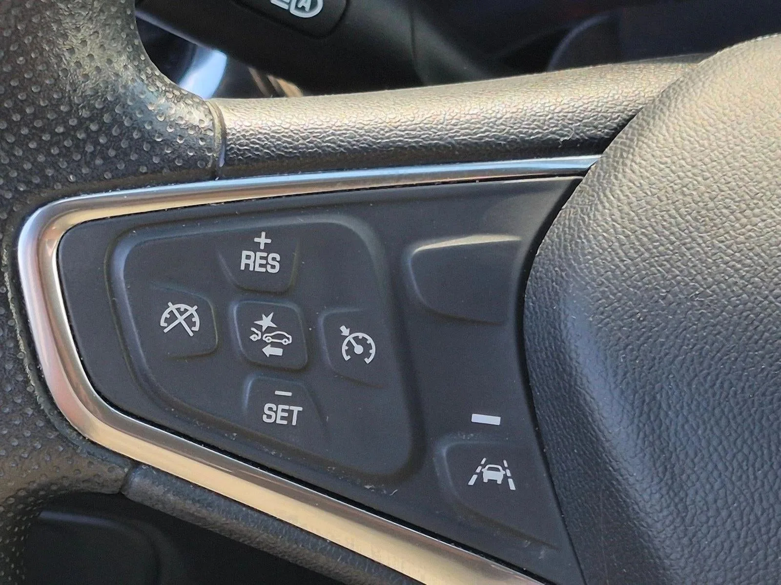 2021 Chevrolet Equinox FWD LS photo 10