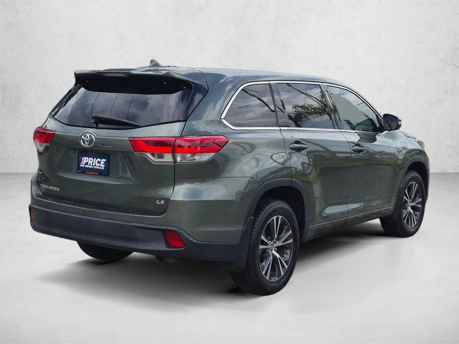 2018 Toyota Highlander LE Plus V6 FWD (SE) photo 5