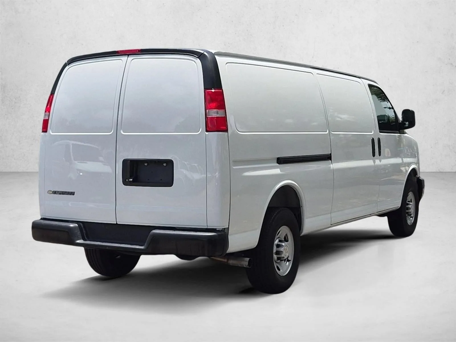 2025 Chevrolet Express Cargo Base photo 5