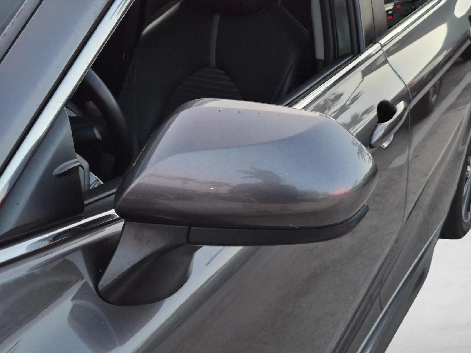 2019 Toyota Camry SE Auto (Natl) photo 11