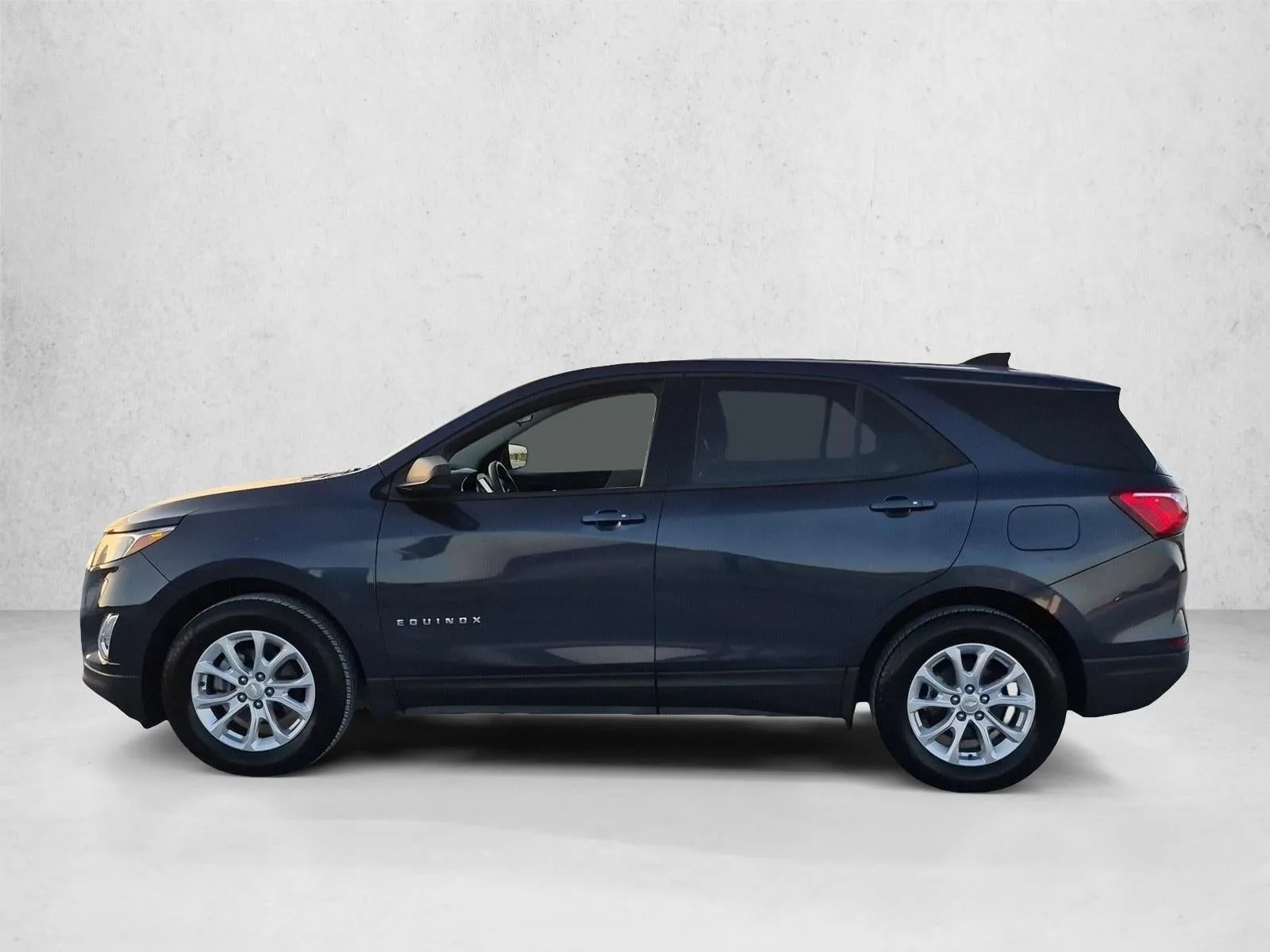 2019 Chevrolet Equinox LS photo 9