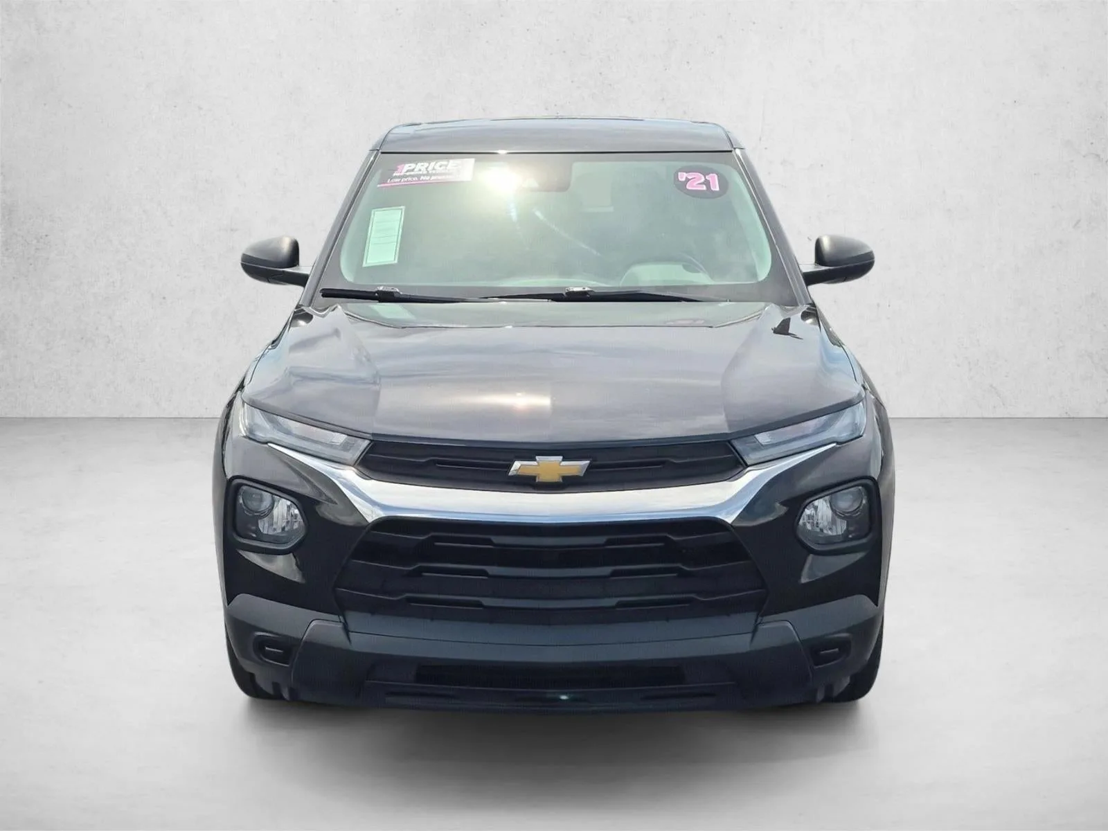 2021 Chevrolet Trailblazer LS photo 2
