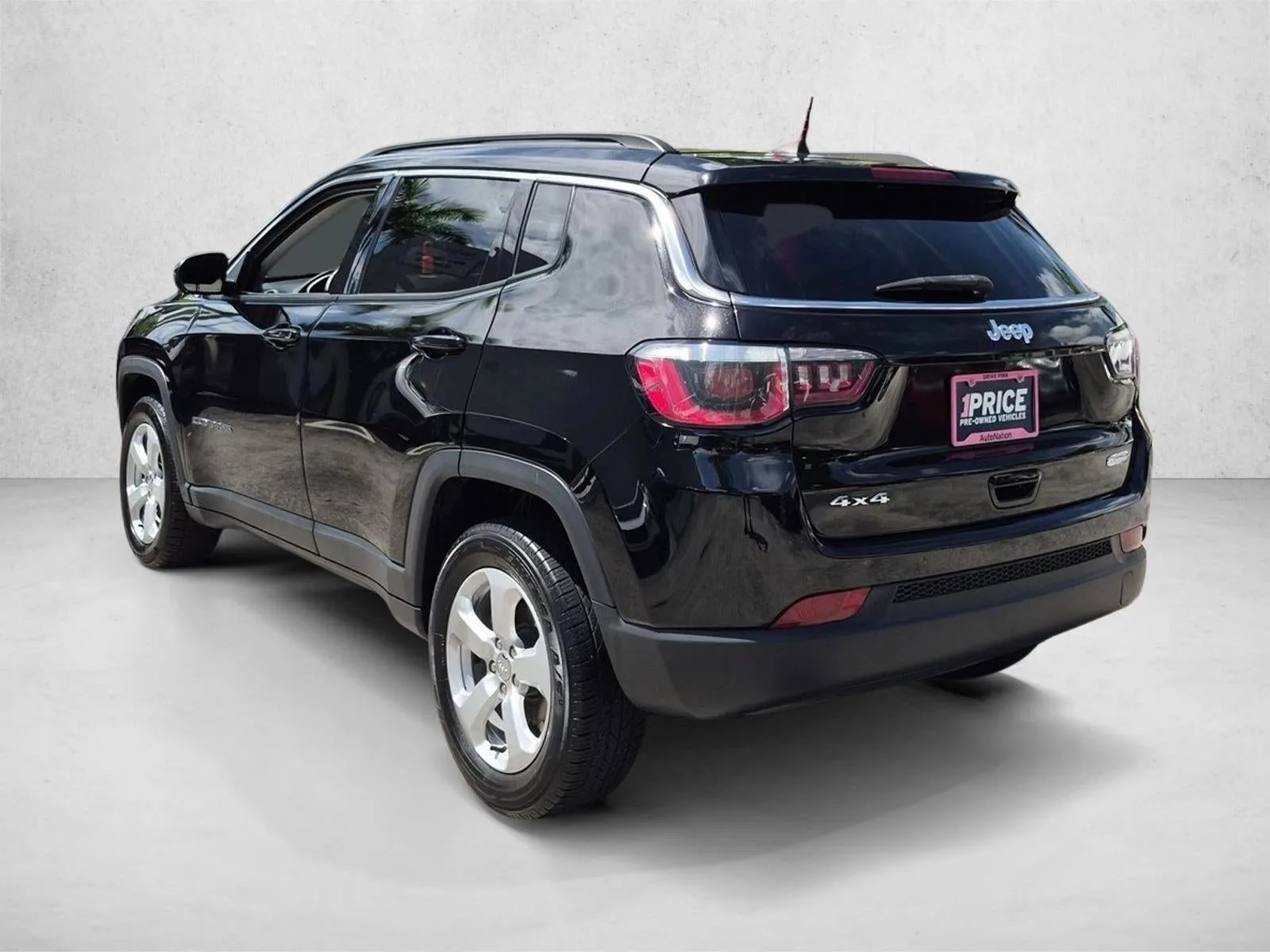 2018 Jeep Compass Latitude 4x4 photo 8