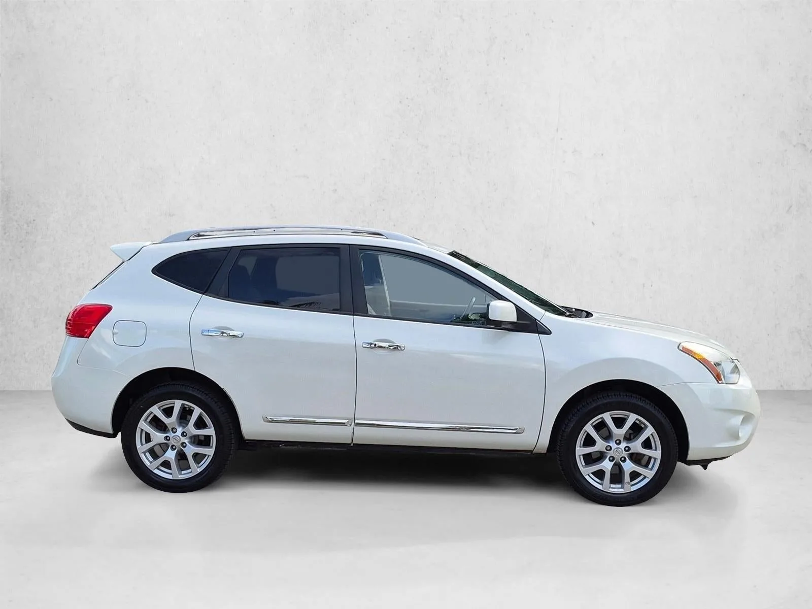 2012 Nissan Rogue AWD 4dr SL photo 4
