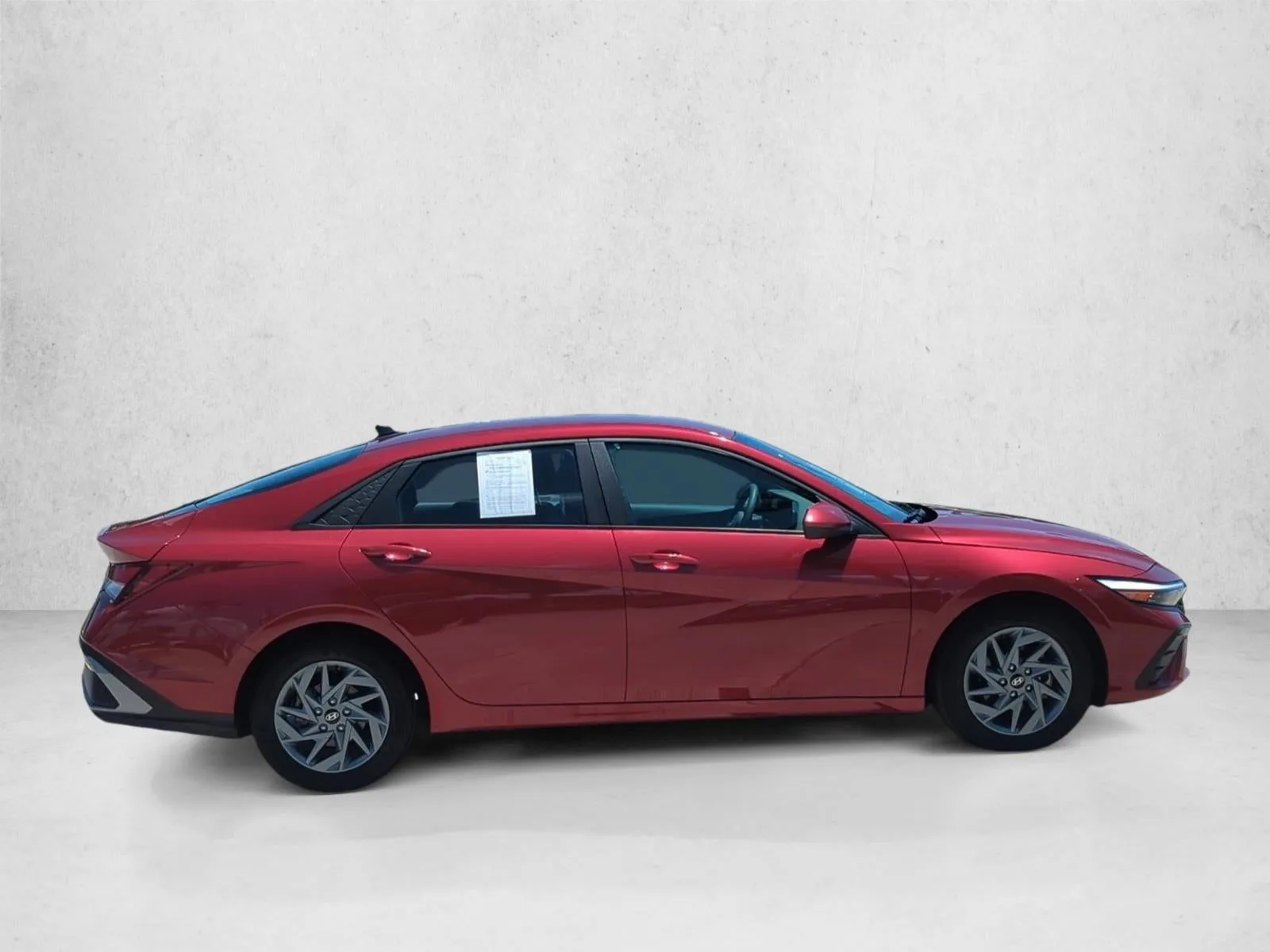 2024 Hyundai ELANTRA SEL IVT photo 4