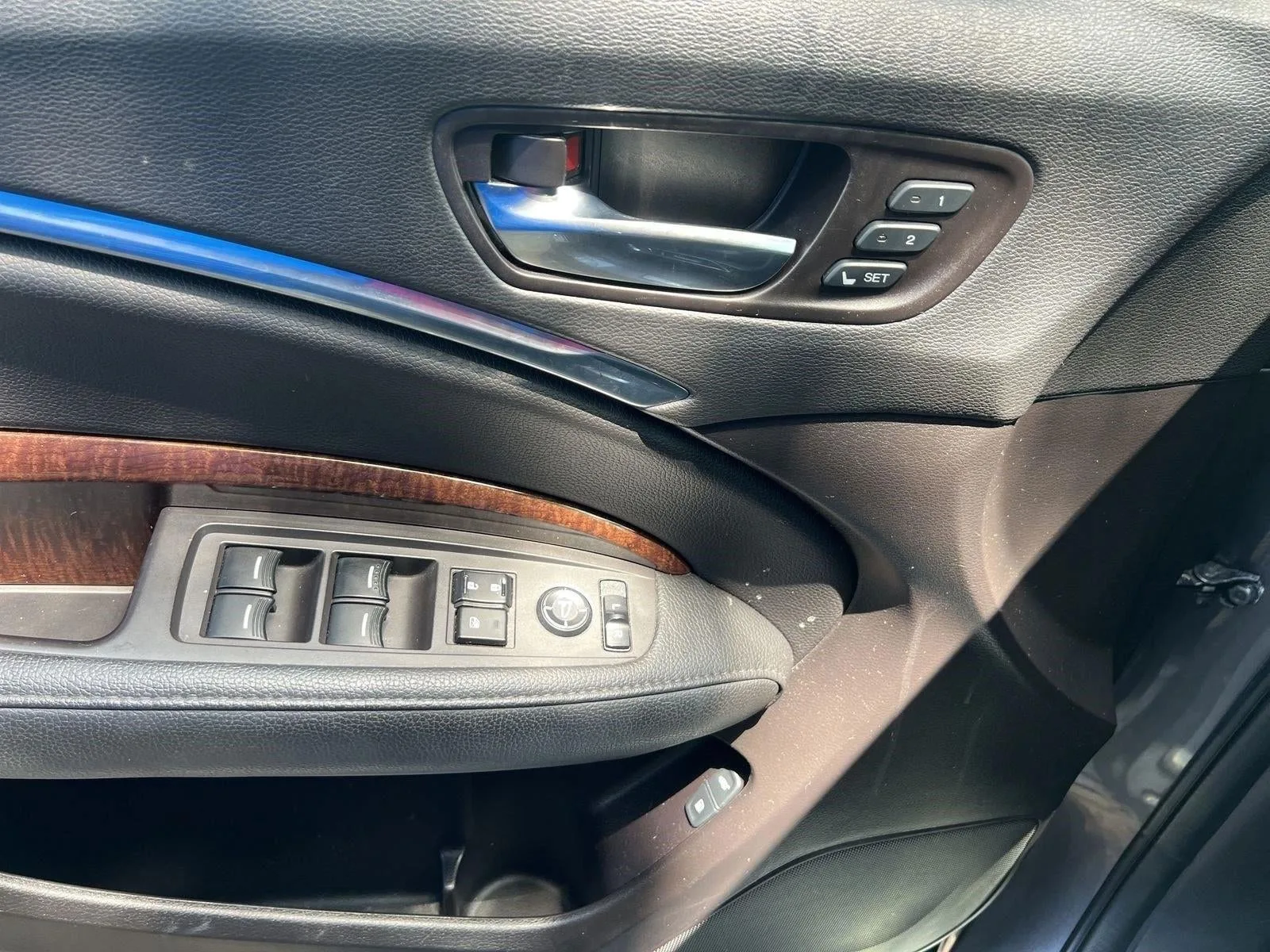 2019 Acura MDX FWD photo 10