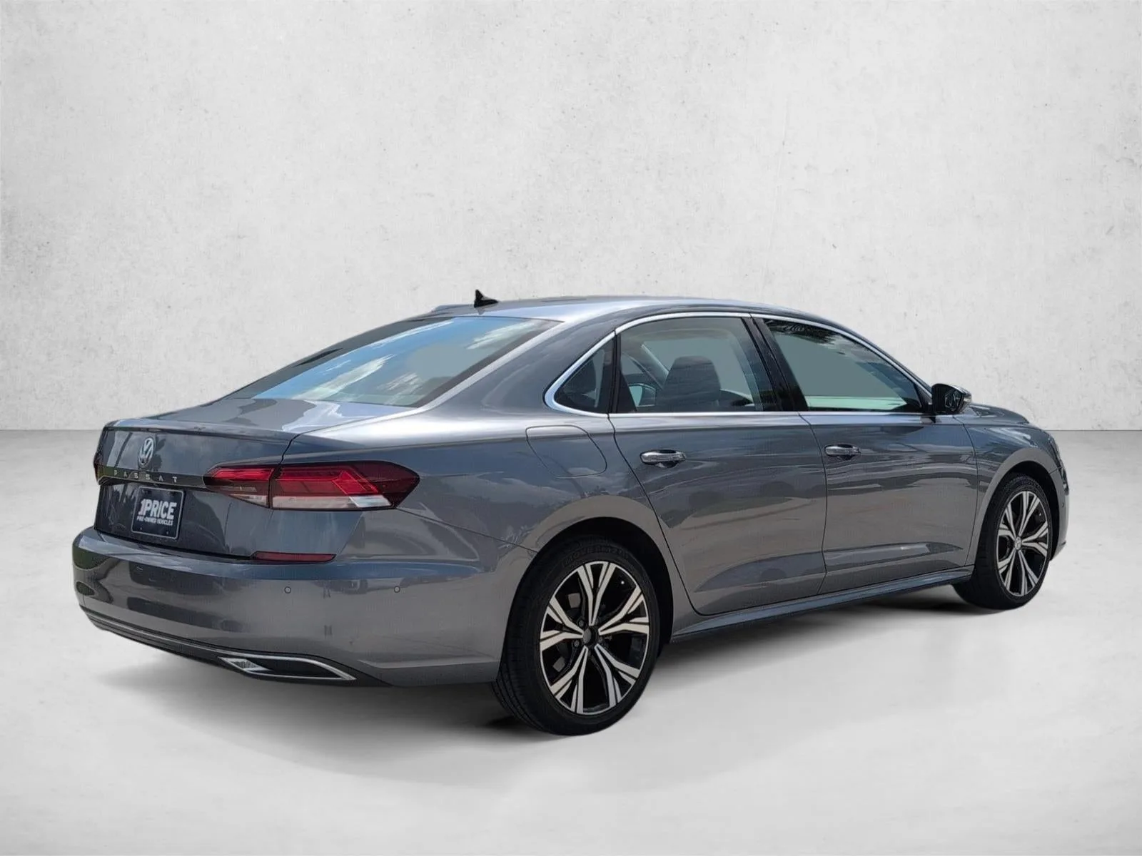 2020 Volkswagen Passat 2.0T SEL Auto photo 5