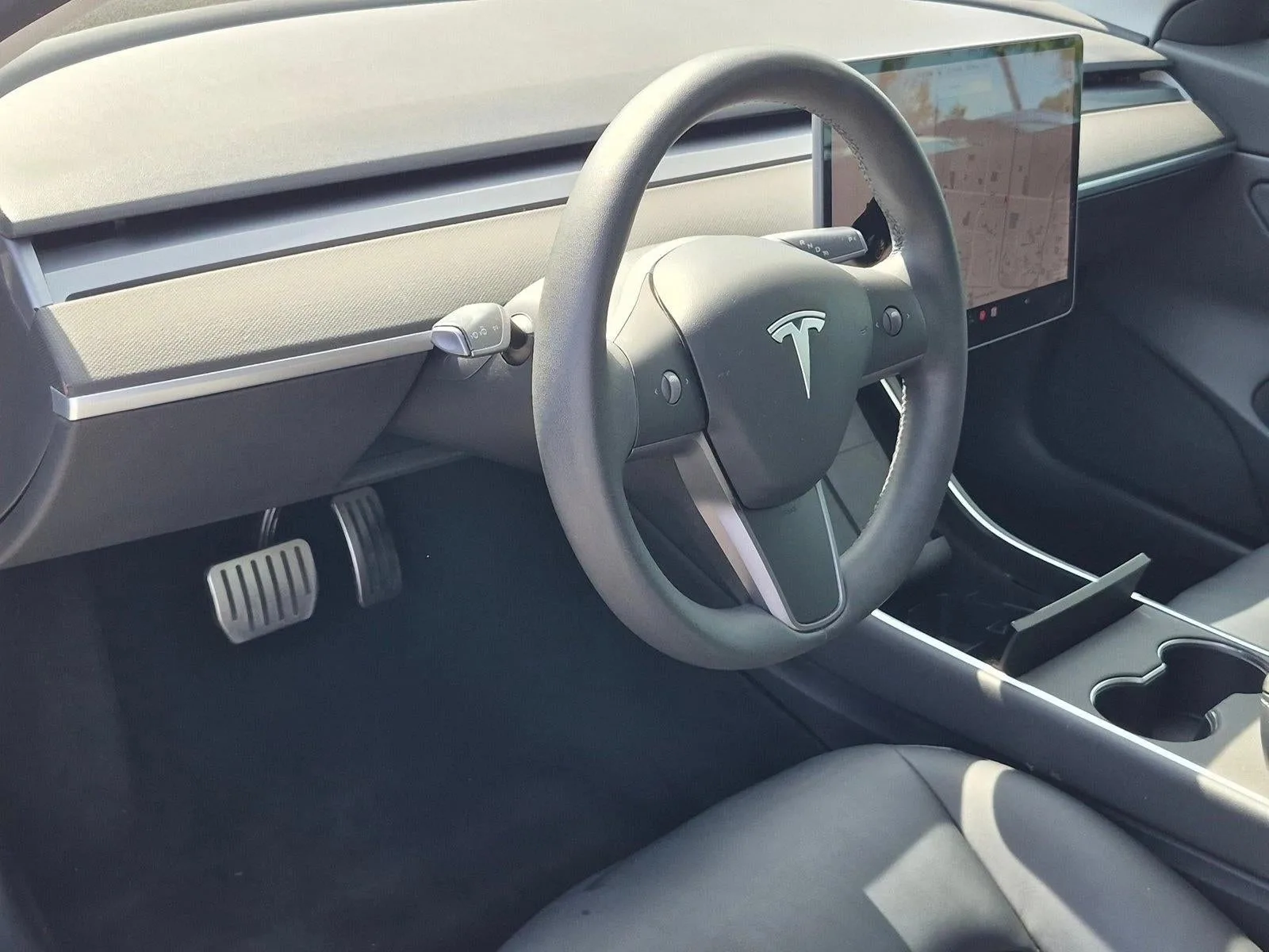 2020 Tesla Model 3 Long Range AWD photo 9