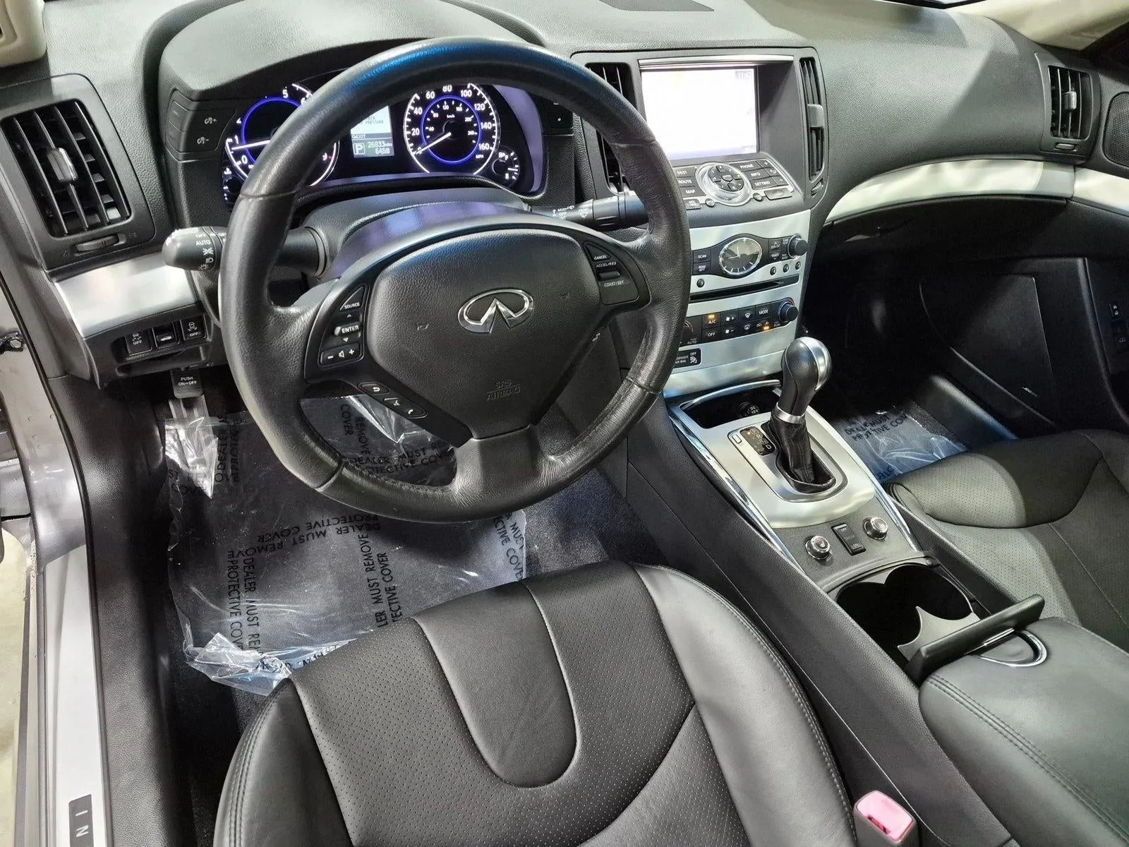 2015 INFINITI Q60 Coupe AWD photo 10