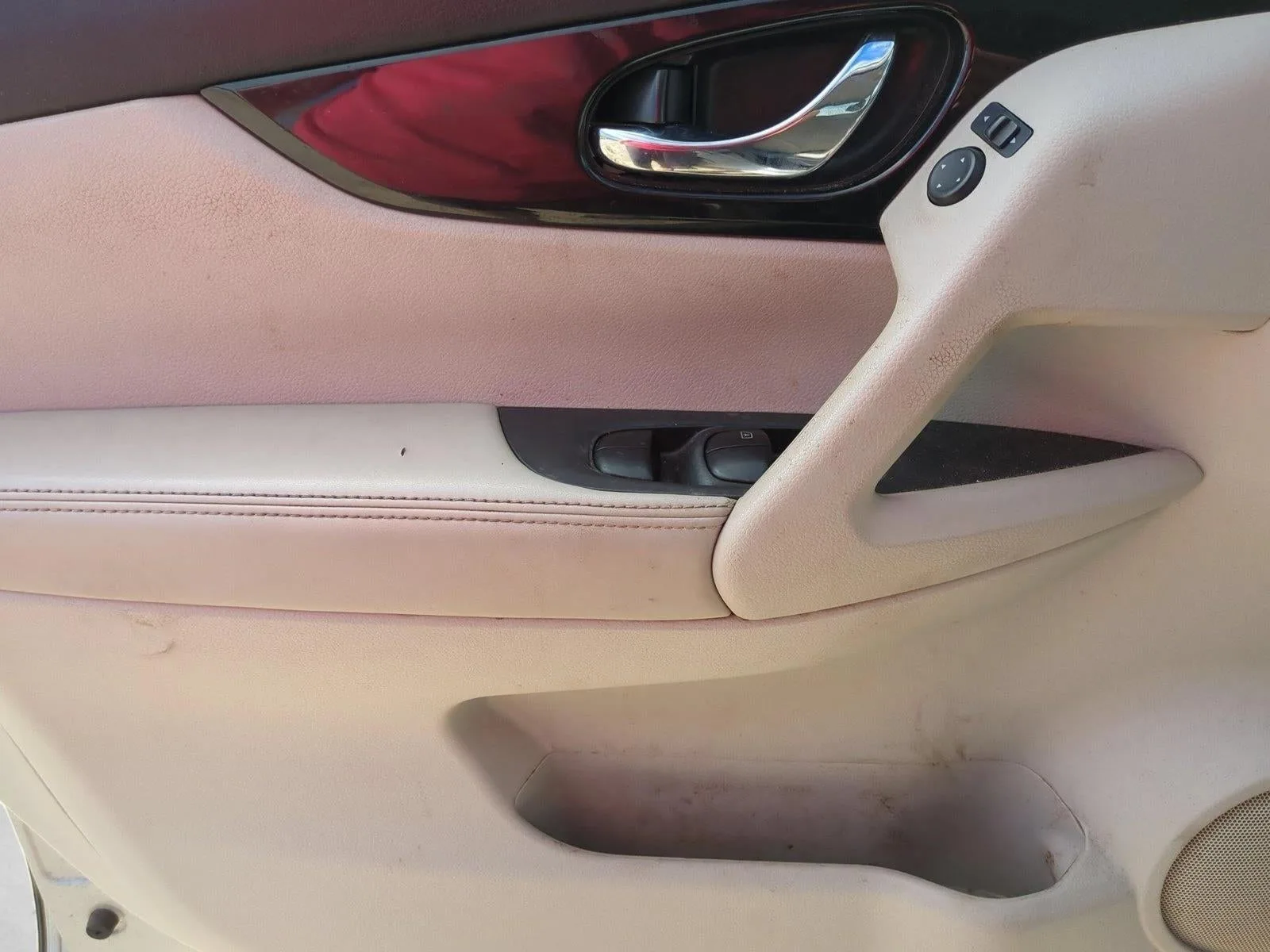 2020 Nissan Rogue Sport FWD SV photo 11