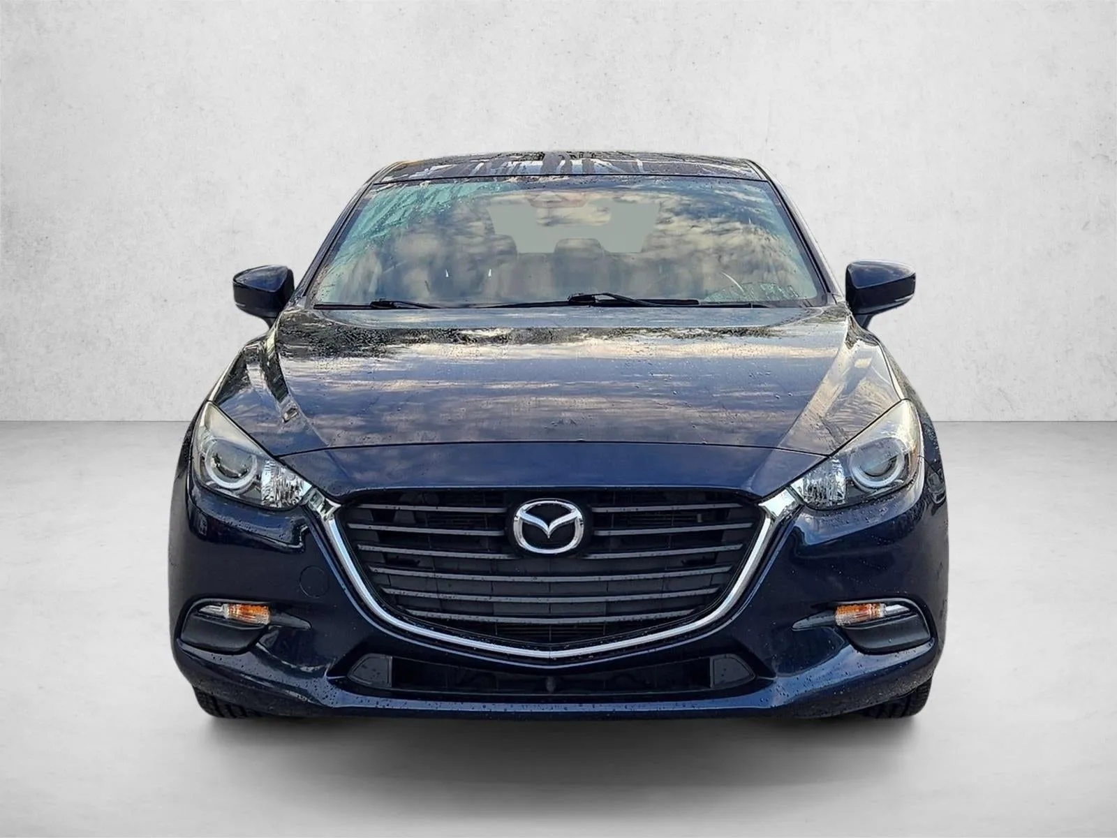 2018 Mazda Mazda3 5-Door Touring Auto photo 2