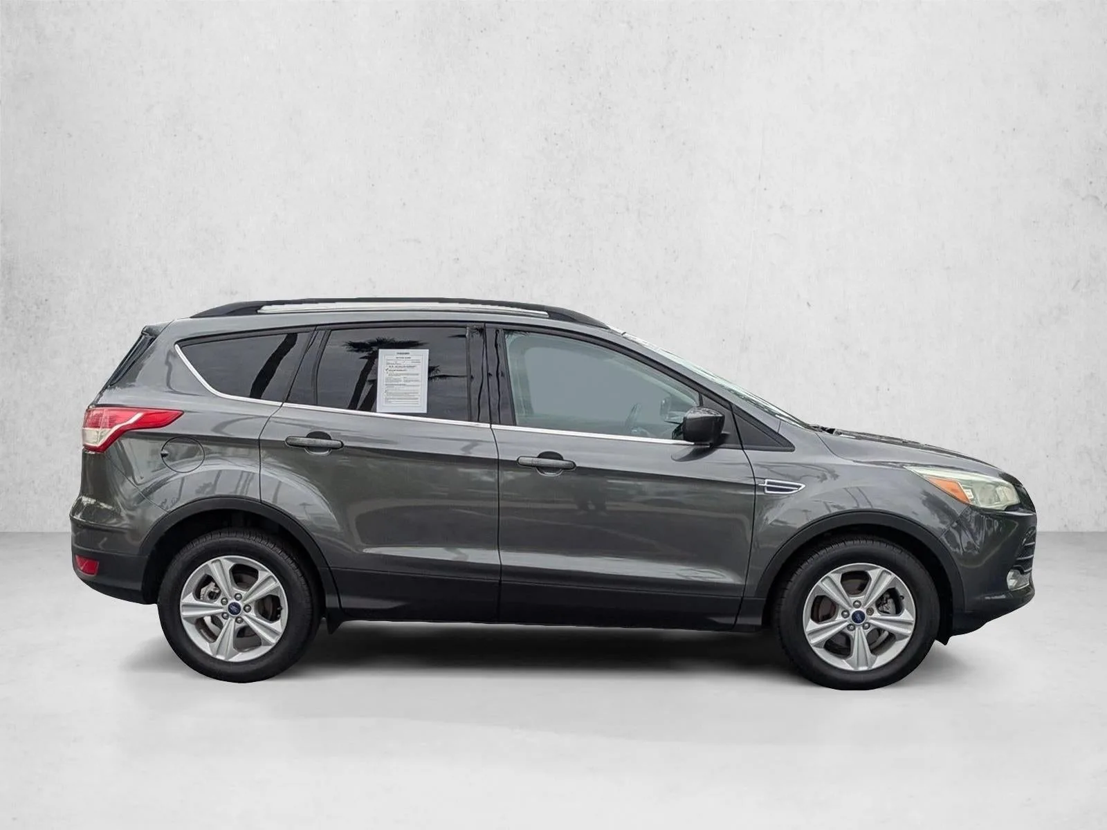 2016 Ford Escape FWD 4dr SE photo 4