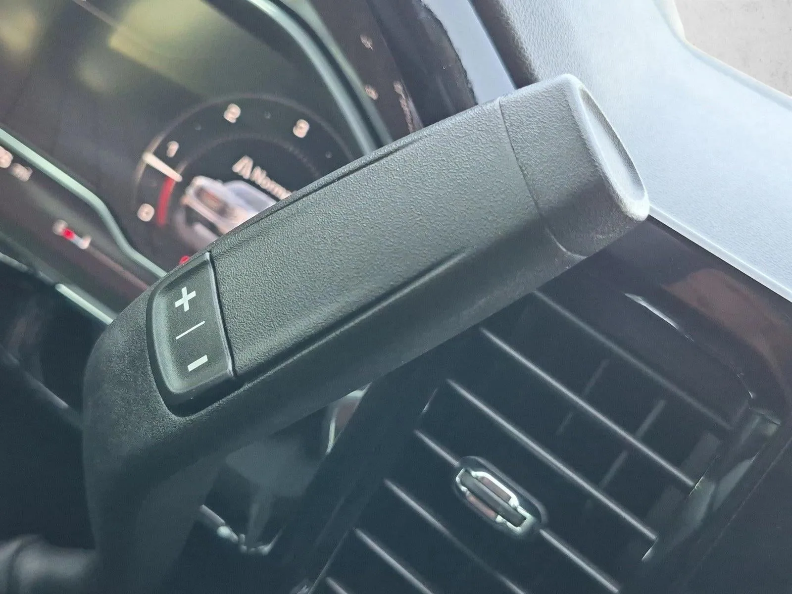 2024 GMC Sierra 1500 Elevation photo 12