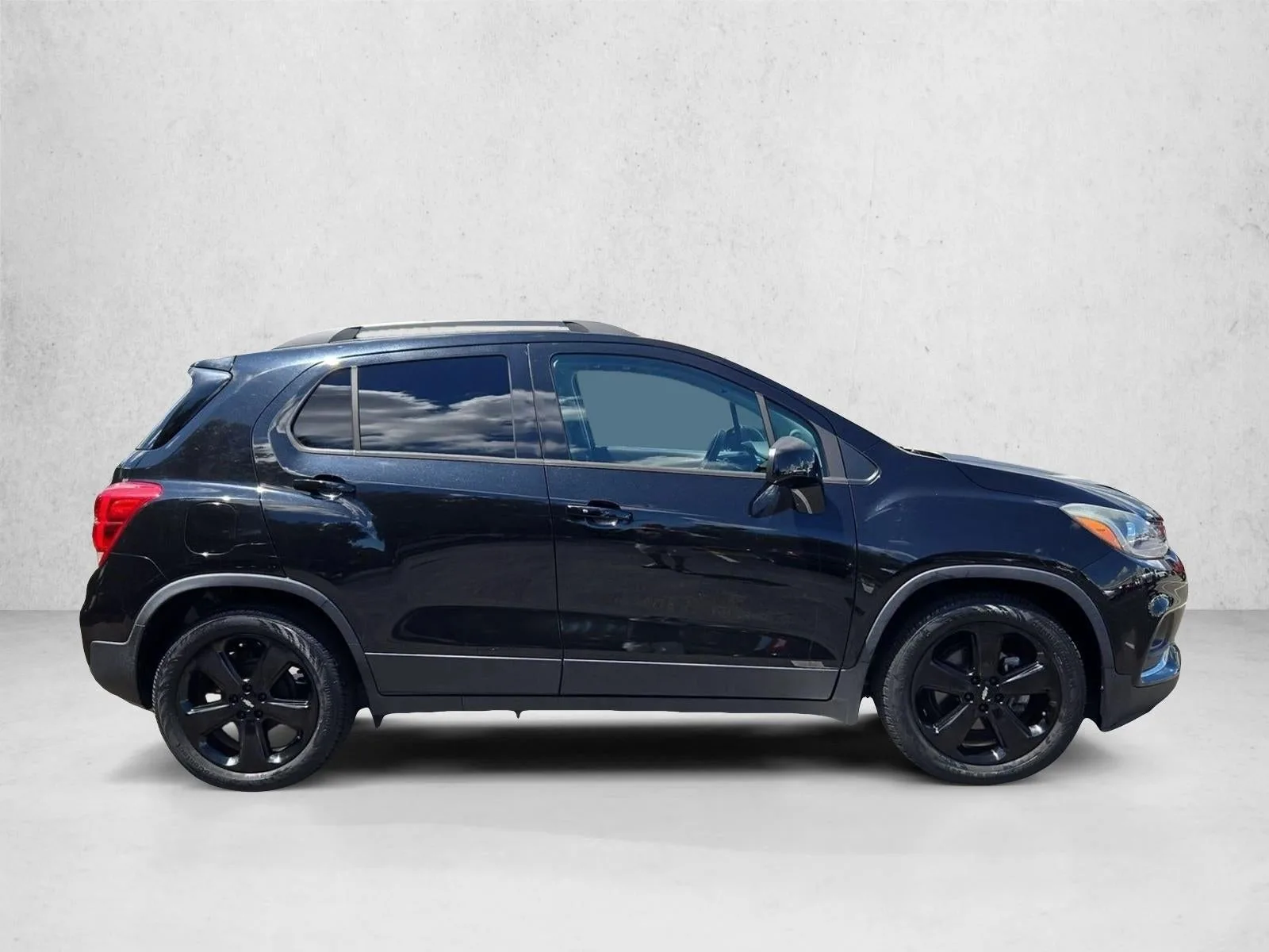 2019 Chevrolet Trax FWD 4dr Premier photo 4