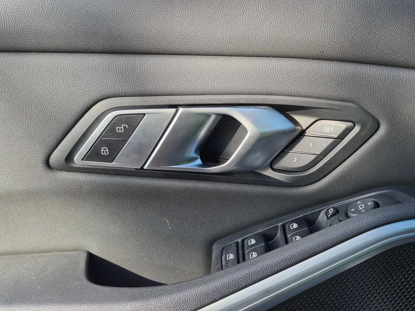 2020 BMW 330i Sedan North America photo 2