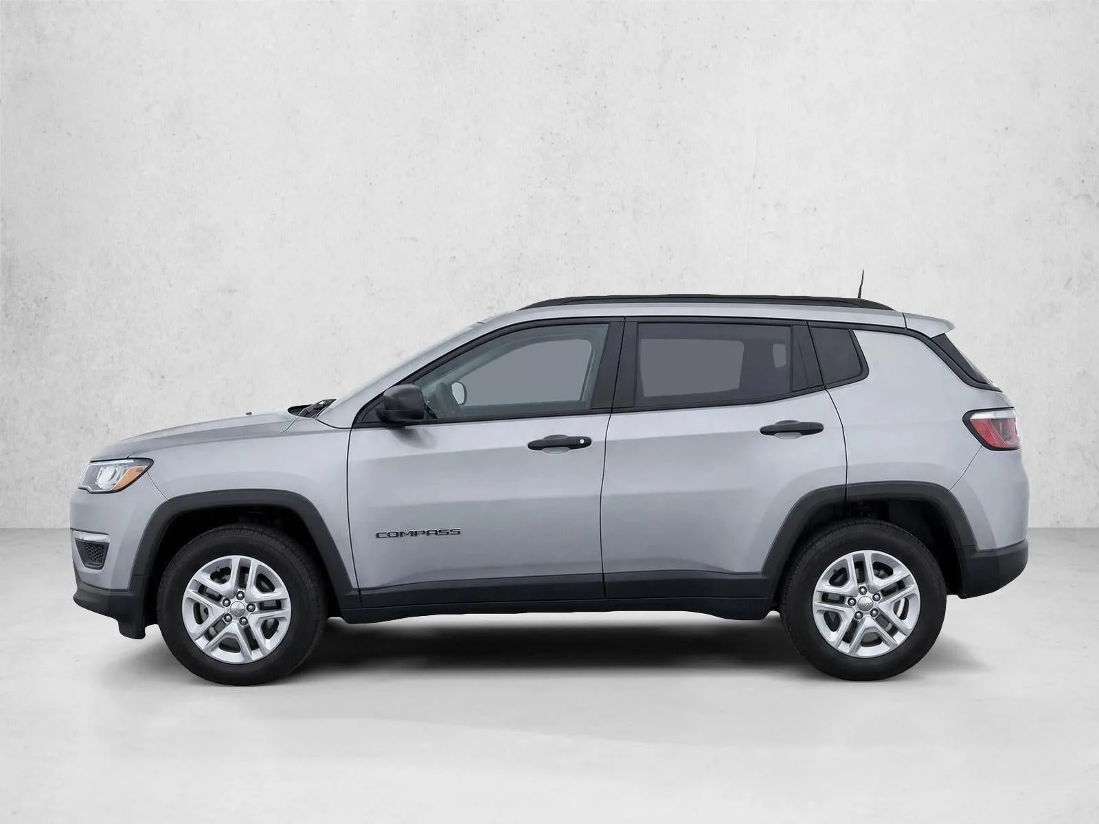 2017 Jeep Compass Sport FWD photo 4