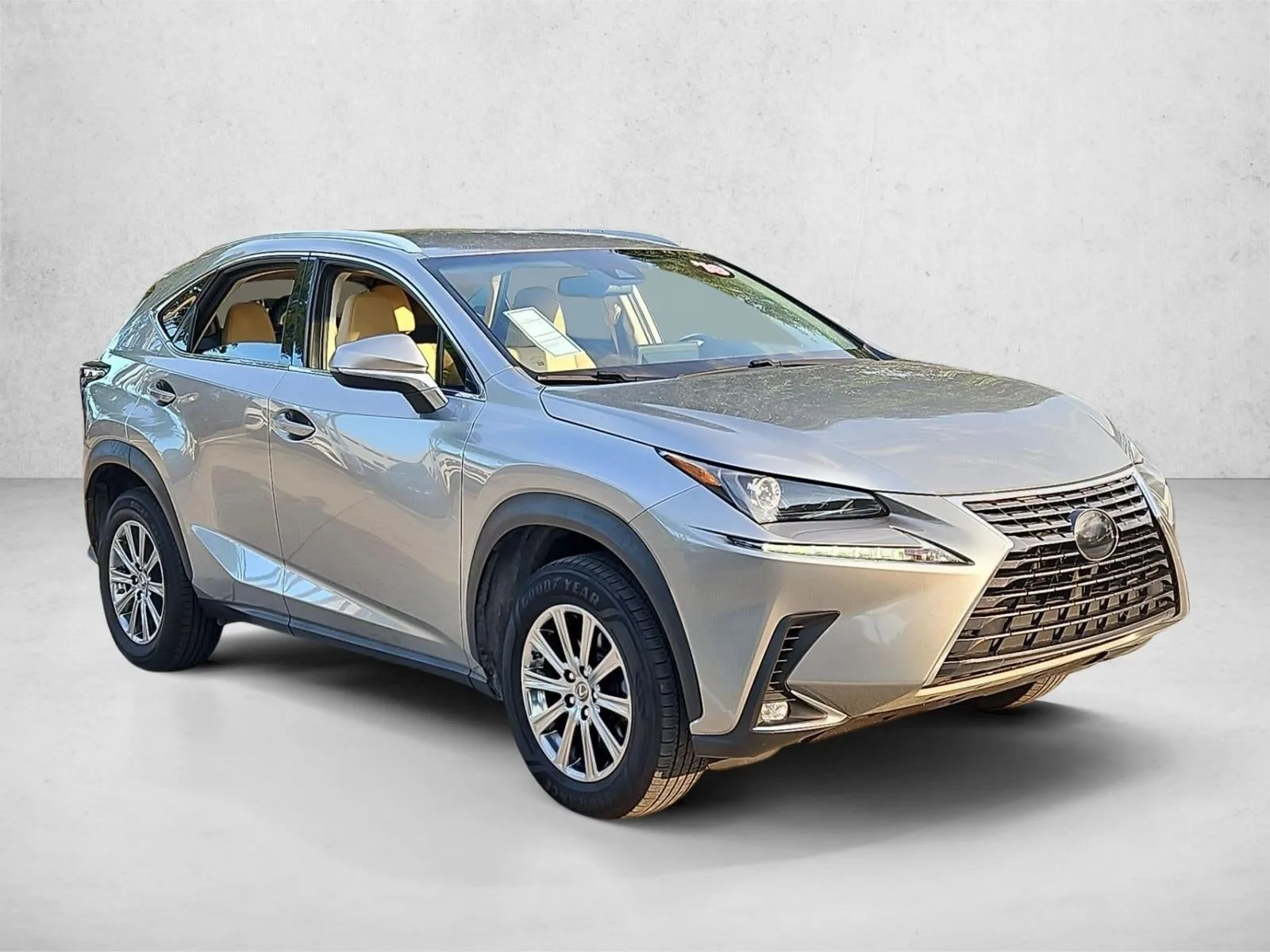 2018 Lexus NX 300 FWD photo 3