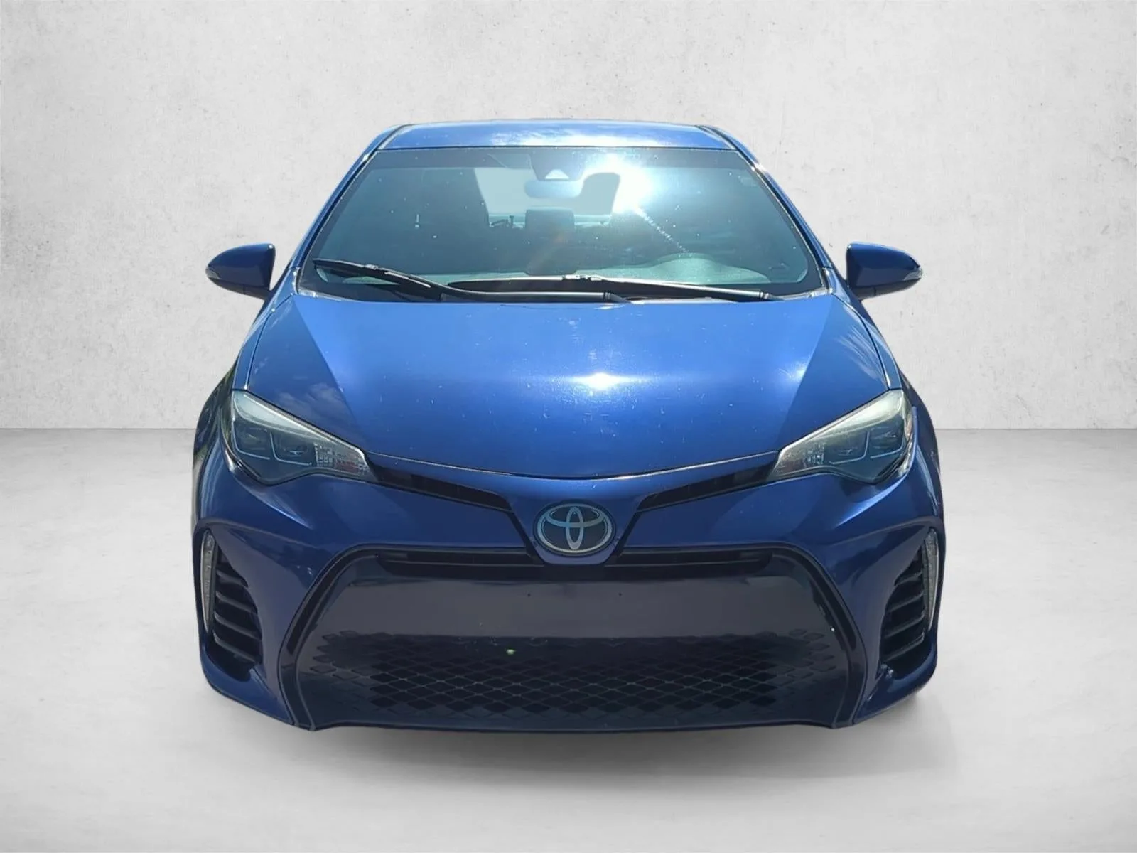 2018 Toyota Corolla SE CVT (Natl) photo 3