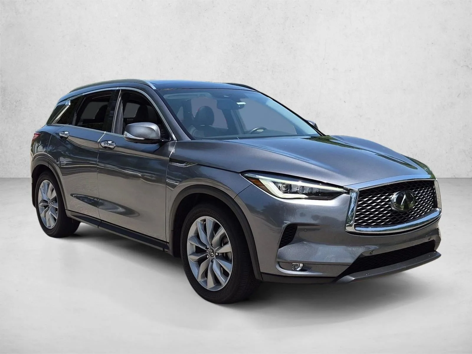 2020 INFINITI QX50 ESSENTIAL FWD photo 2