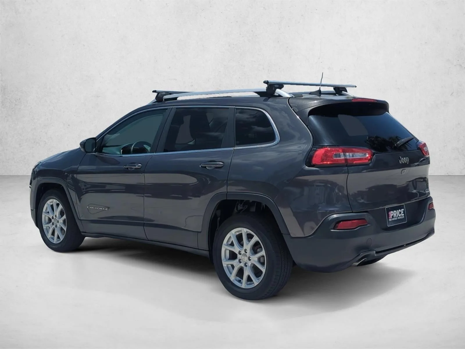 2016 Jeep Cherokee FWD 4dr Latitude photo 7